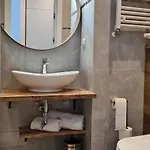 דירה Daira אוסטרוני מורסקי