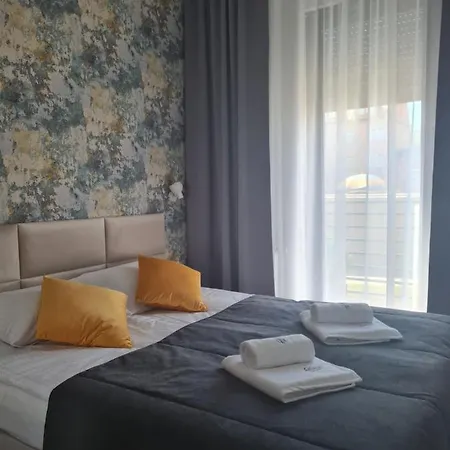 Apartment Daira