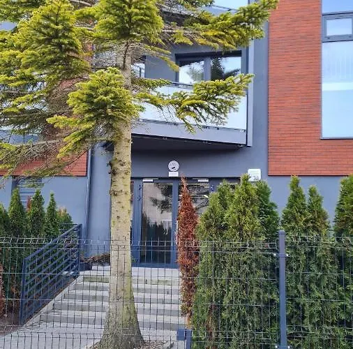 Daira Устроне-Морске